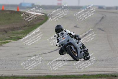 media/Nov-29-2025-TrackDaz (Sat) [[10ae2d9bce]]/A Group/Session 3 (Outside Grapevine)/